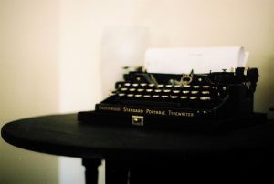 Photos of antique typewriters - mylusciouslife.jpg